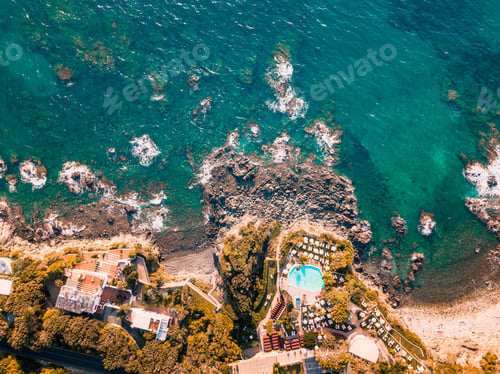 Preview: Holiday on the Sea in Resort on the Cliff