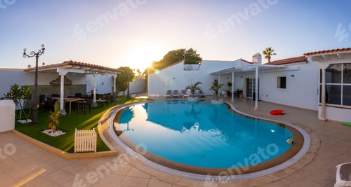 Preview: Swimming pool in luxury villa near Los Cristianos in the south of Tenerife