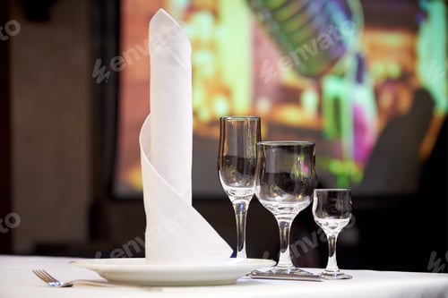 Preview: Table setting for a banquet or dinner party