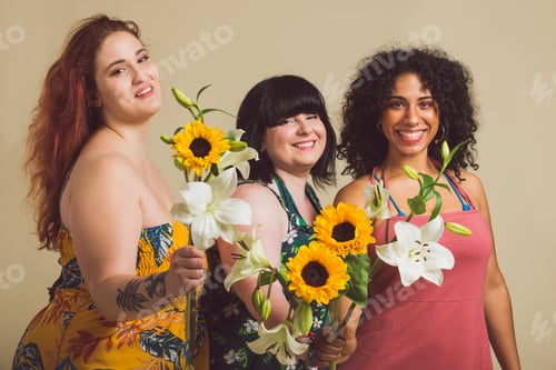 Preview: Plus size women posing for body acceptance