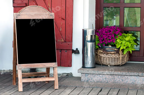 Preview: Empty menu board at restaurant entrance