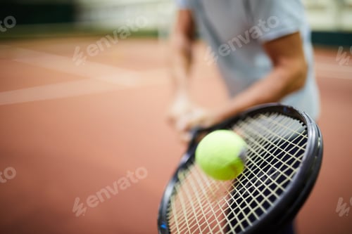Preview: Ball and racket