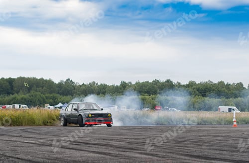 Preview: car drifting