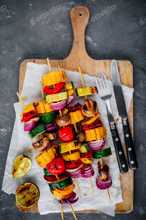 Preview: Grilled vegetable skewers with sweet corn, paprika, zucchini, onion, tomato and mushroom