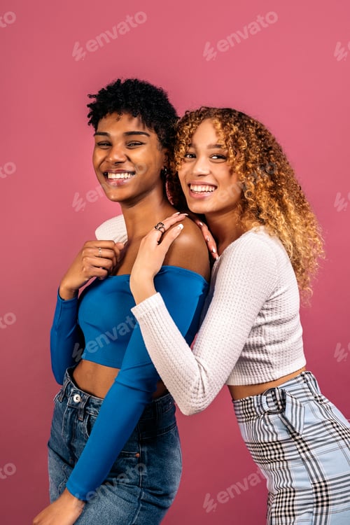 Preview: Happy Afro Friends in Studio Shot