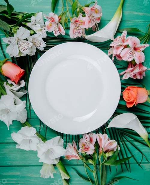 Preview: top view of white and coral color alstroemeria and roses with gladiolus and calla lilies