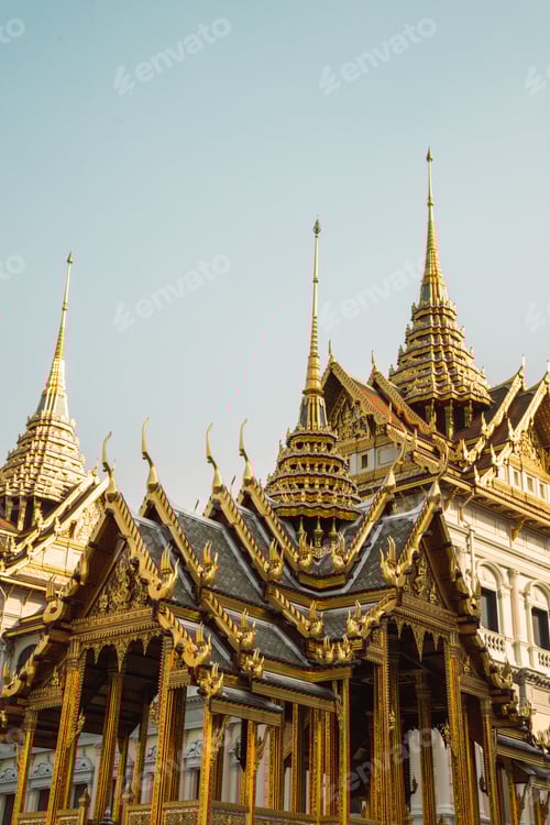 Preview: Vertical shot of The Grand Palace building complex in Bangkok, Thailand.