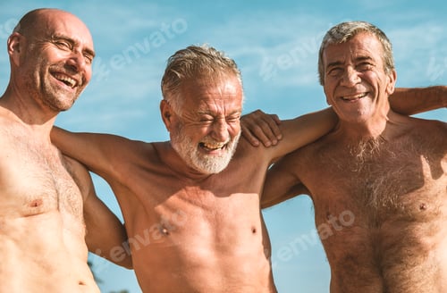 Preview: Group of senior adults at the beach