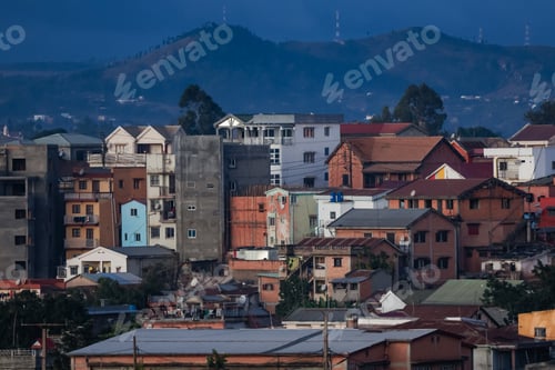 Preview: Discover the authentic houses of Antananarivo