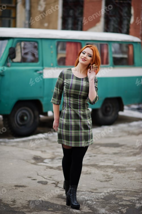 Preview: Young red haired girl lady