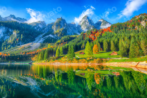 Preview: Beautiful view of idyllic colorful autumn scenery in Gosausee lake Austria