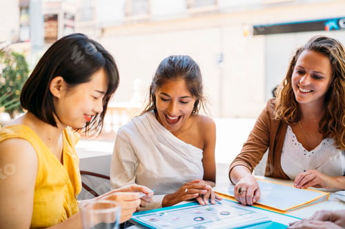Preview: University exchange students planning trip abroad during summer holidays