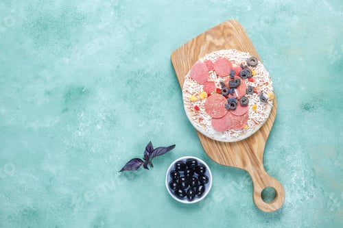 Preview: Fresh homemade frozen mini pizzas.