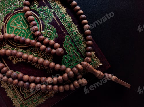 Preview: Rosary beads and Holy Quran