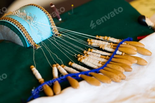 Preview: Bobbin lace craft