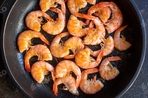 Preview: Fried Shrimps Crustacean Prawn Seafood With Spices Ready To Eat On The Table For Healthy Meal Snack