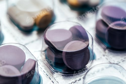 Vista previa: Pills in blisters for every day of the week for the morning, day, night time.