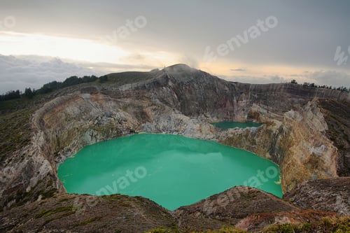 Preview: Kelimutu Volcano. Flores, Indonesia