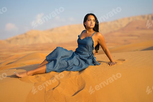 Preview: Beauty in desert