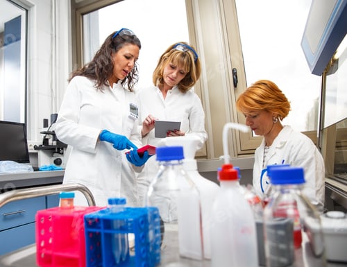 Preview: Photo of real female scientists researching in laboratory.