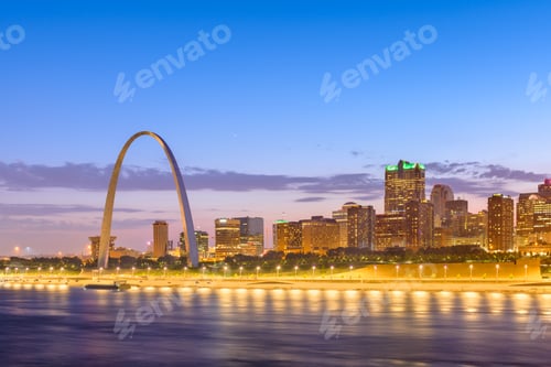 Preview: St. Louis, Missouri, USA downtown cityscape