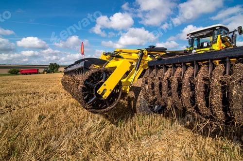 Preview: fragment of a multi-disc cultivator, tillage system