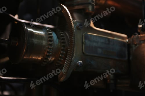 Preview: Gears Closeup