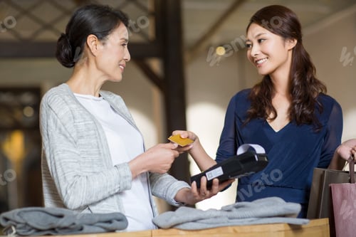 Preview: Credit card payment