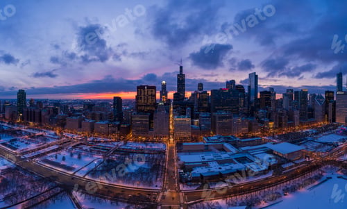 Preview: Urban Cityscape of Chicago Loop in Blue Hour in Winter