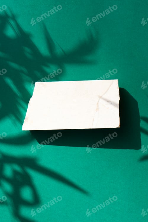 Preview: Minimal product display