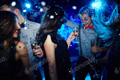 Preview: Dance gathering