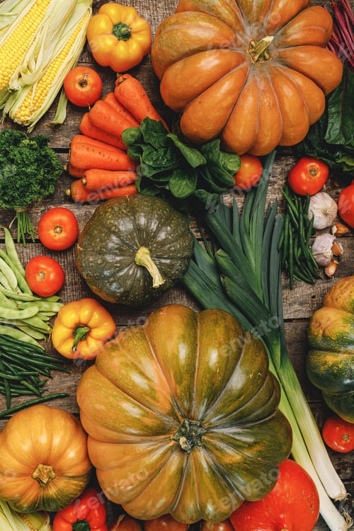 Preview: Beautiful arrengament of autumn vegetables on wooden table