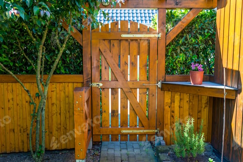 Preview: fence