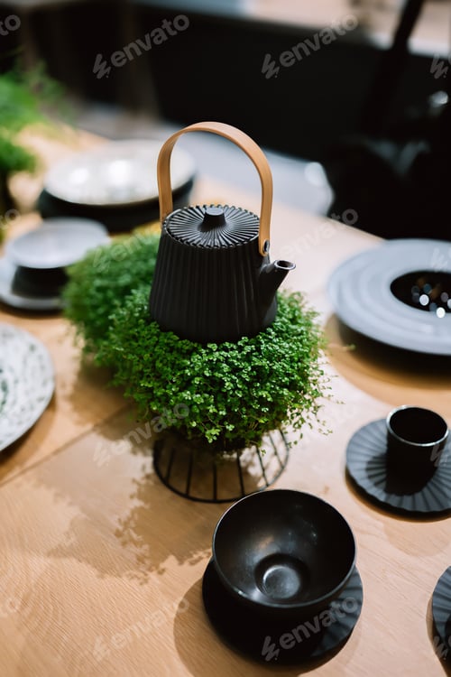 Preview: Teapot and cups