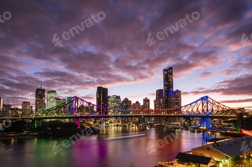 Preview: Story Bridge and Brisbane Skyline in Australia