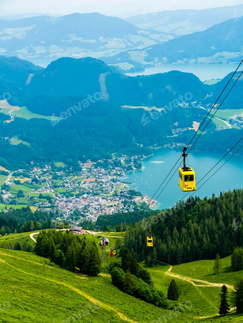 Preview: Austria, Upper Austria, Salzburg State, Sankt Gilgen, View of town and Lakes Wolfgangsee and Mondsee