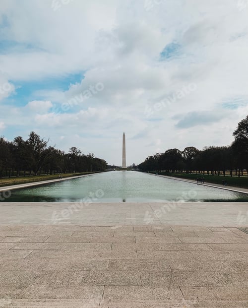 Preview: Washington Monument Reflecting in the Reflecting Pool