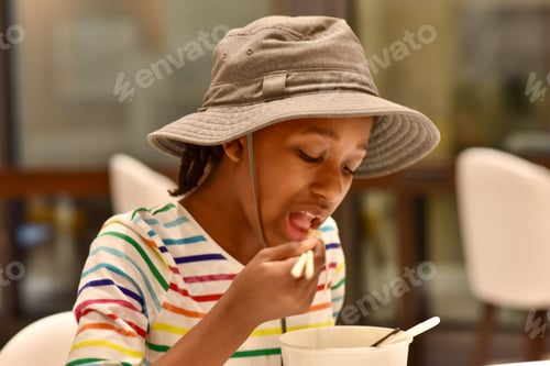 Preview: Candid Family Lifestyle Photos