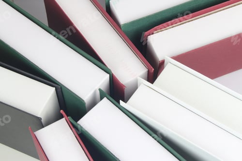 Preview: Lots of colourful books stand on the shelf