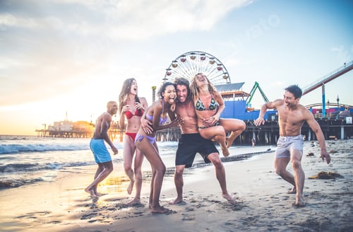 Preview: Friends having fun on the beach