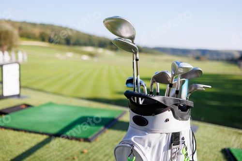 Preview: Premium Golf Gear on the Fairway