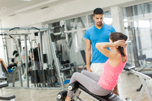 Preview: Woman training in the gym