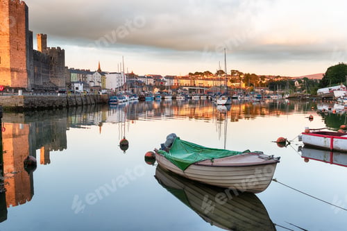 Preview: Boats at Caernarfon