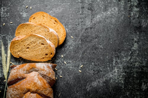 Preview: Pieces of fresh rye bread.