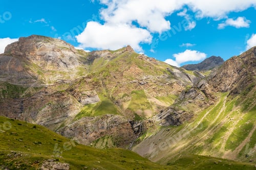 Preview: View from the Rincon del Verde and the Salto de Tendenera Waterfall in the Ripera Valley, Pyrenees