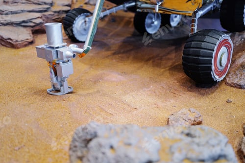 Preview: Machine exploring Mars planet