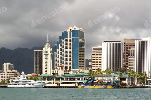 Preview: Aloha Tower Honolulu Hawaii