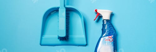 Preview: The set of items for cleaning in the blue studio