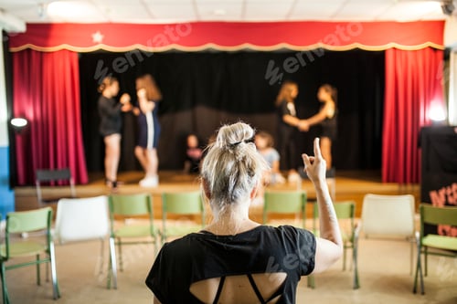 Preview: theater class