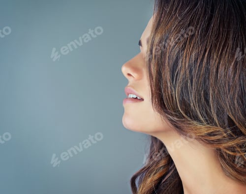 Preview: Hiding behind her beautiful locks